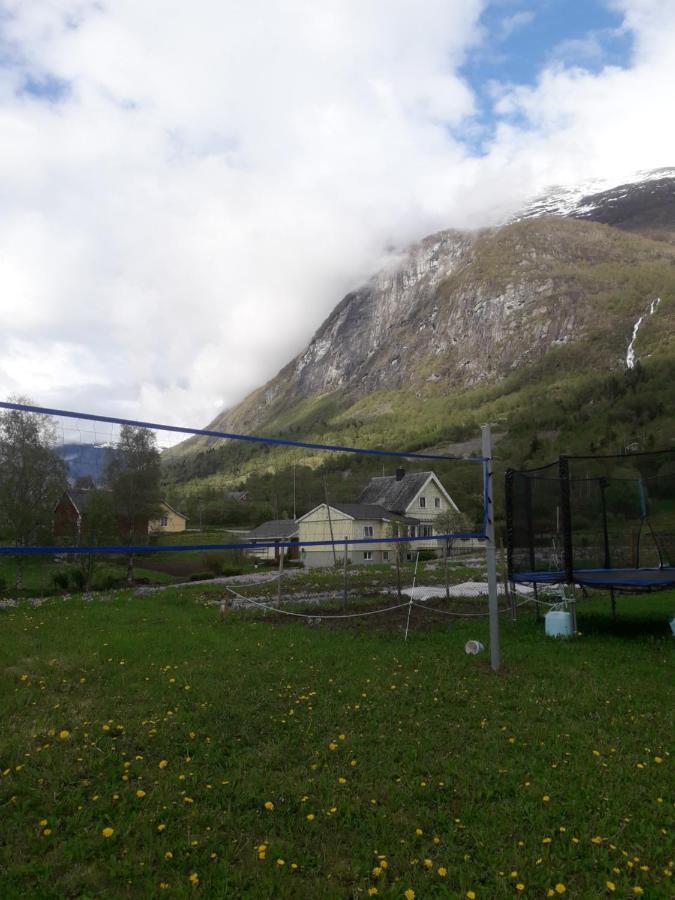 Naustvoll Villa Olden Eksteriør bilde